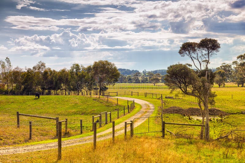 Propriété de ferme dans l'Australie image libre de droits Propriété de ferme dans l'Australie image libre de droits
