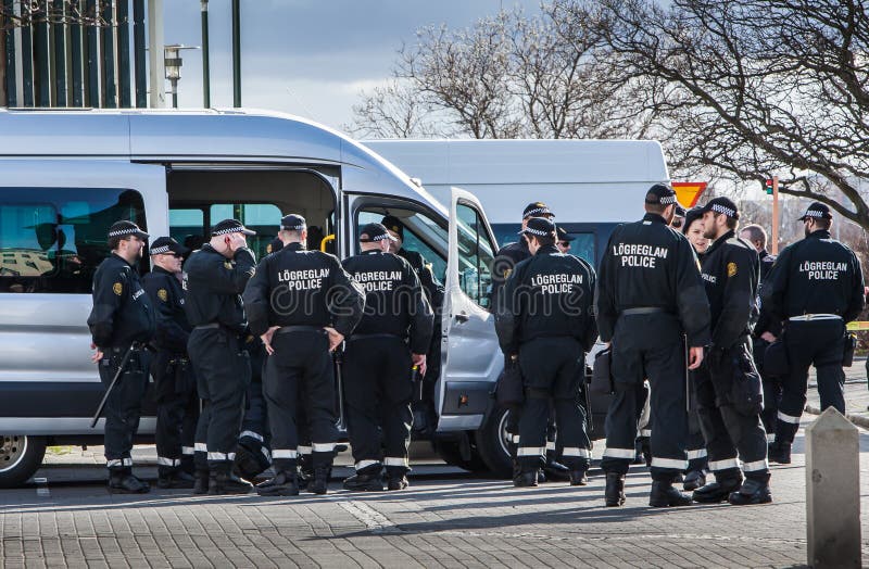 Protest in Reykjavik, IJsland stock foto's