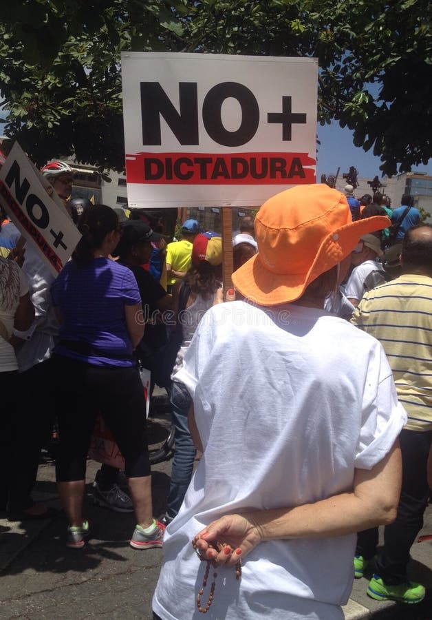 Protestation vénézuélienne contre Nicolas Maduro et x27 ; gouvernement de s photographie stock libre de droits Protestation vénézuélienne contre Nicolas Maduro et x27 ; gouvernement de s photographie stock libre de droits