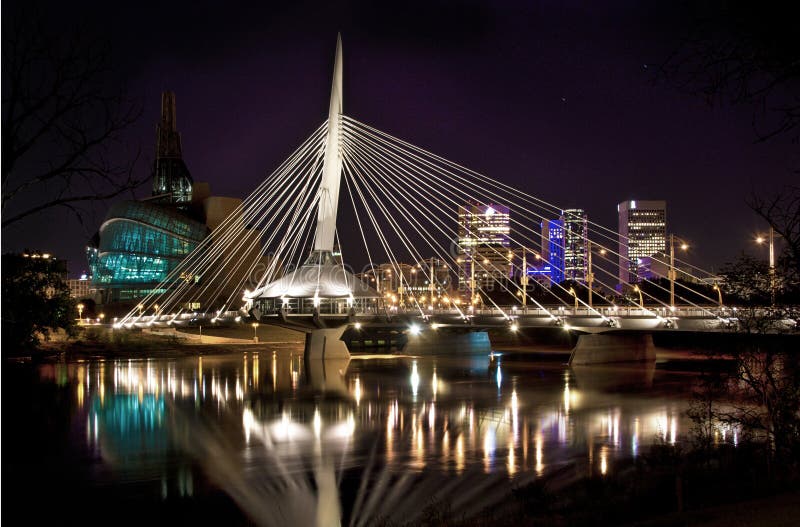 Provencherbrug Winnipeg MB royalty-vrije stock foto's Provencherbrug Winnipeg MB royalty-vrije stock foto's