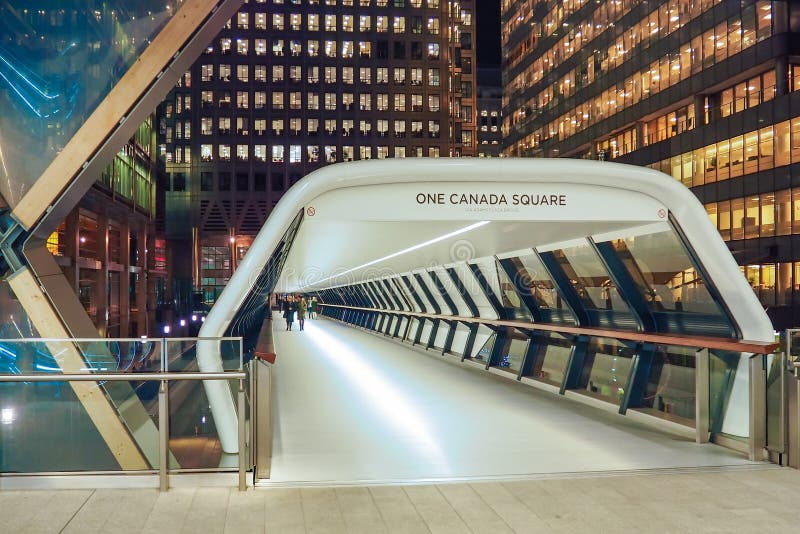 Crossrail Place walkway connects New Crossrail Railway Station Building to One Canada Square in  Canary Wharf, London, England, UK. Crossrail Place walkway connects New Crossrail Railway Station Building to One Canada Square in  Canary Wharf, London, England, UK.