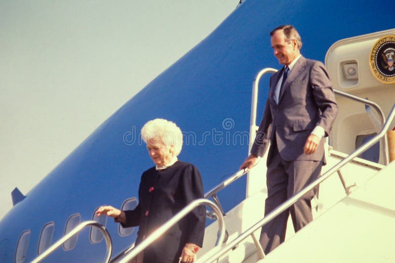 Präsident George H W Bush und die First Lady