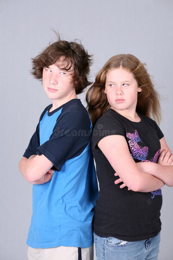 Préadolescents fâchés photos stock Préadolescents fâchés photos stock