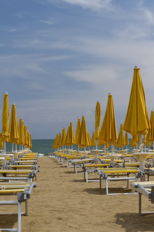 Présidences de paquet sur la plage photo libre de droits Présidences de paquet sur la plage photo libre de droits