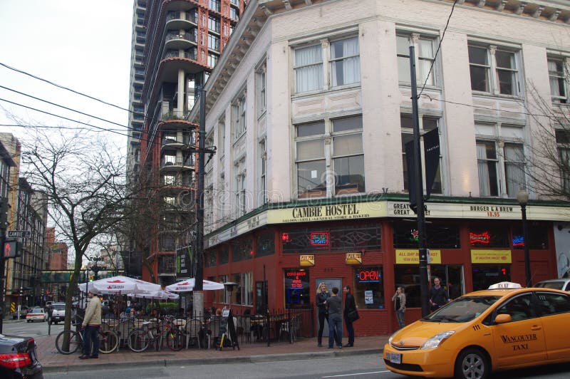 Pub in Gastown editorial image. Image of caffe, yellow 41068525