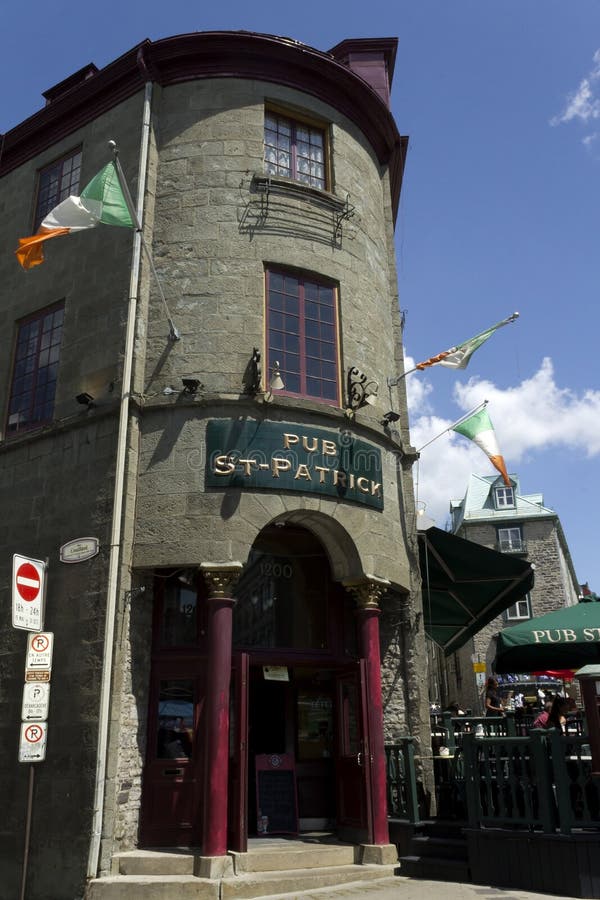 Pub StPatrick Quebec city editorial stock photo. Image of flag 25434803