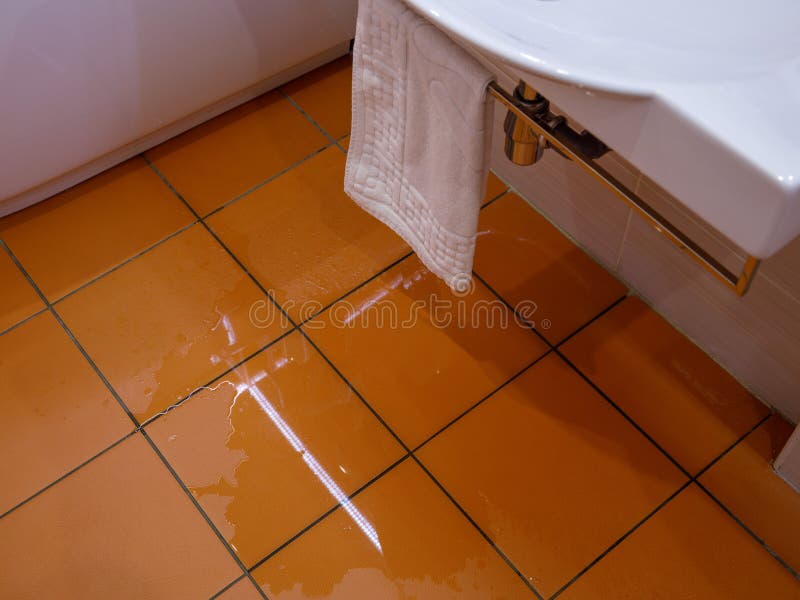 How to Fix a Water Damage Bathroom