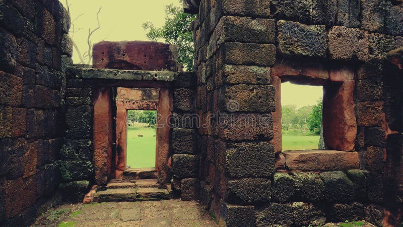 Pueainoi van kasteelpueai Noi/Ku bij khon-Kaen stock foto's Pueainoi van kasteelpueai Noi/Ku bij khon-Kaen stock foto's