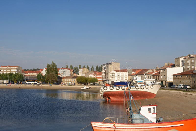 Pueblo pesquero provincia de Cambados, Pontevedra, Galicia, España imágenes de archivo libres de regalías Pueblo pesquero provincia de Cambados, Pontevedra, Galicia, España imágenes de archivo libres de regalías