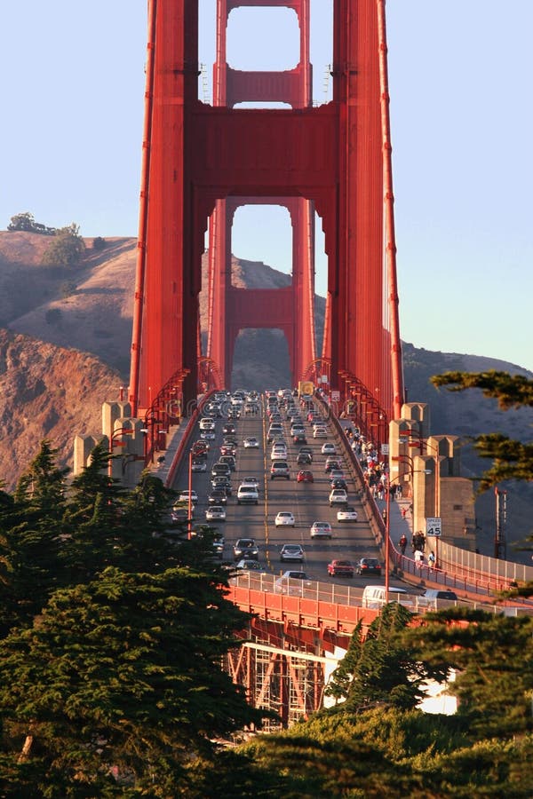 Puente de puerta de oro fotografía de archivo libre de regalías Puente de puerta de oro fotografía de archivo libre de regalías