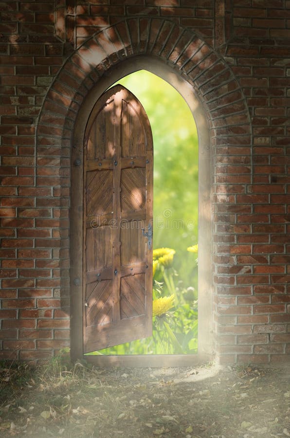 Puerta al nuevo mundo imagen de archivo libre de regalías Puerta al nuevo mundo imagen de archivo libre de regalías
