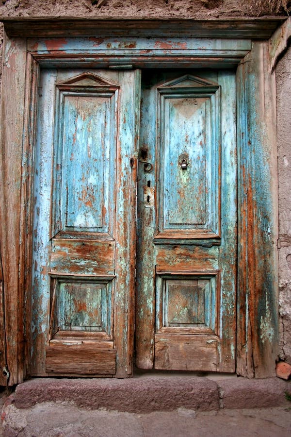 Puerta antigua fotografía de archivo libre de regalías