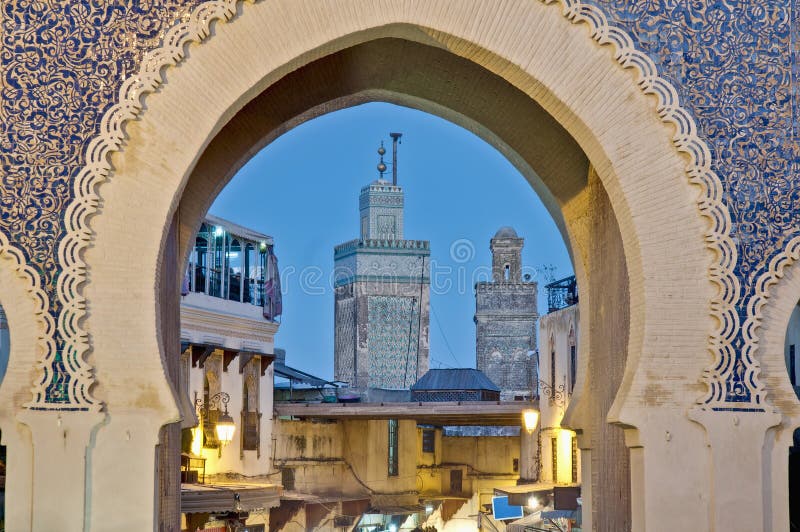 Puerta de Bab Bou Jeloud en Fes, Marruecos fotos de archivo Puerta de Bab Bou Jeloud en Fes, Marruecos fotos de archivo