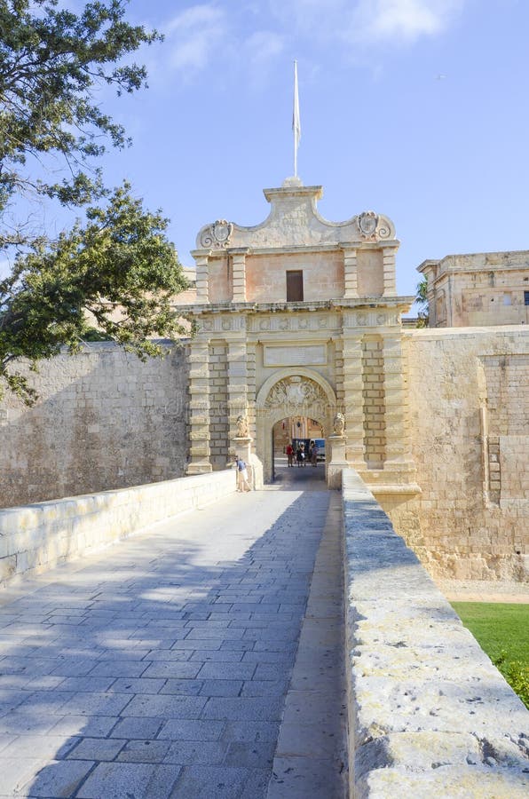 Puertas históricas de Mdina, Malta imagen de archivo Puertas históricas de Mdina, Malta imagen de archivo