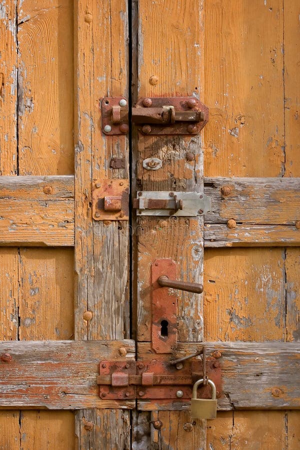 Puertas viejas imágenes de archivo libres de regalías