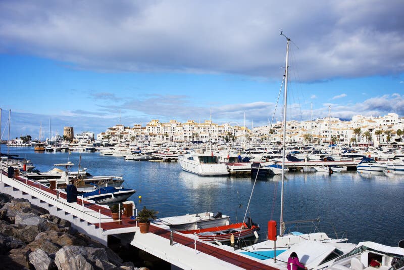 Puerto Banus sur Costa del Sol images libres de droits