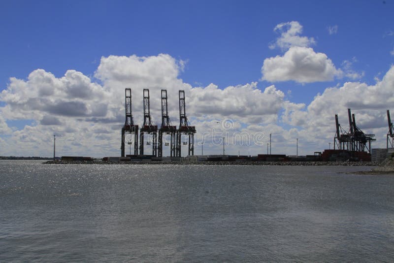 El Puerto De Montevideo, Uruguay Imagen editorial Imagen de uruguayo