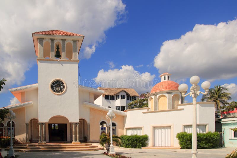 puerto riviera morelos Мексики церков майяское стоковое изображение puerto riviera morelos Мексики церков майяское стоковое изображение