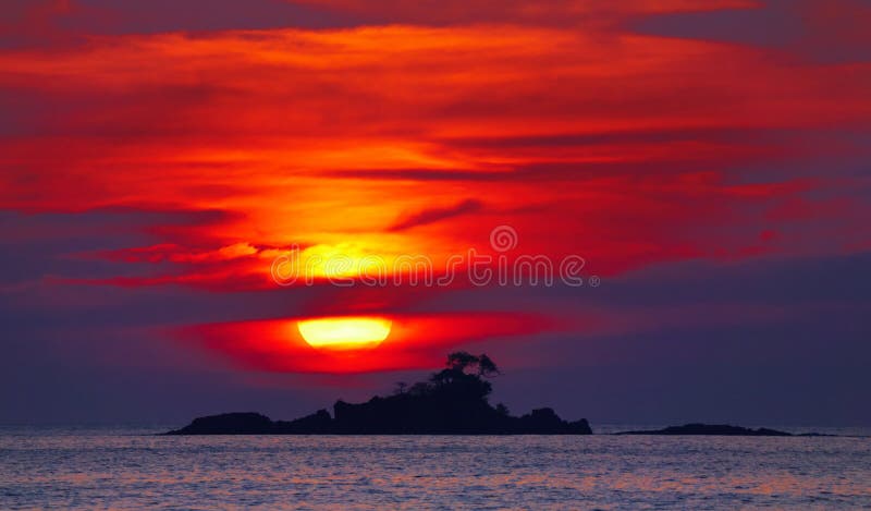 Puesta del sol colorida, Tailandia fotos de archivo Puesta del sol colorida, Tailandia fotos de archivo