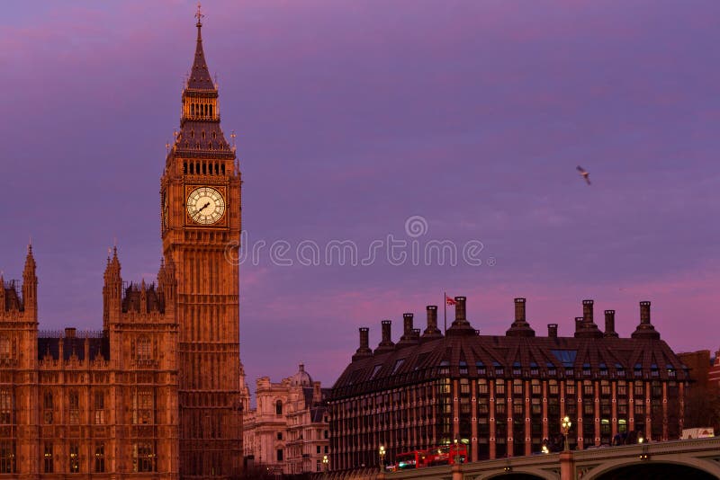 Puesta Del Sol De Big Ben En Londres Foto de archivo - Imagen de