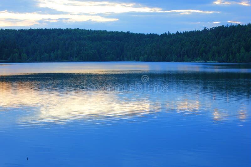 Puesta del sol en el lago del percee de Pedro imagenes de archivo Puesta del sol en el lago del percee de Pedro imagenes de archivo