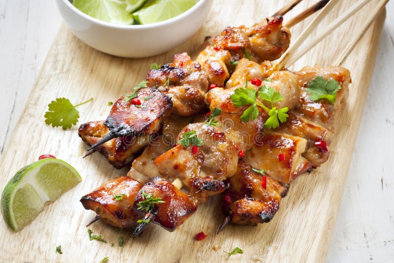 Pui satay cu varză și chili royalty free stock photography
