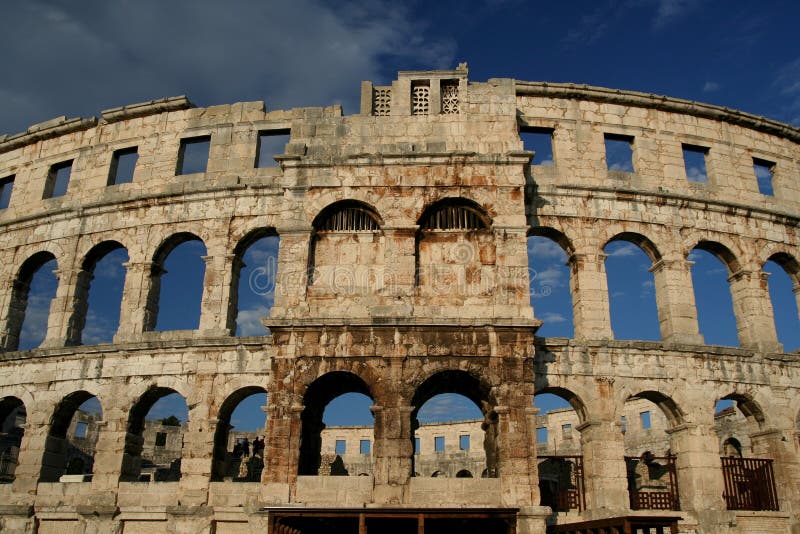 Pula / Arena