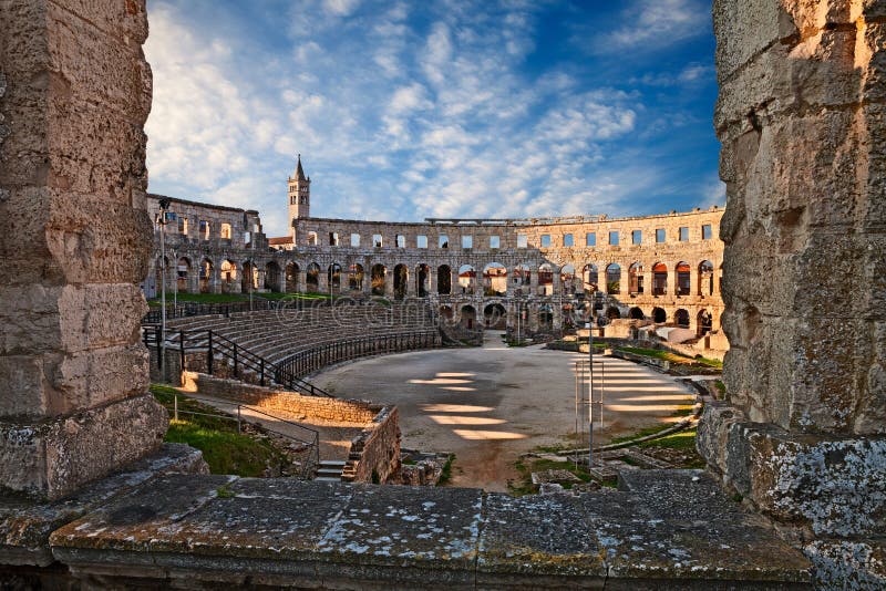 Pula, Istria, Kroatië: oud Roman Arena stock afbeelding Pula, Istria, Kroatië: oud Roman Arena stock afbeelding