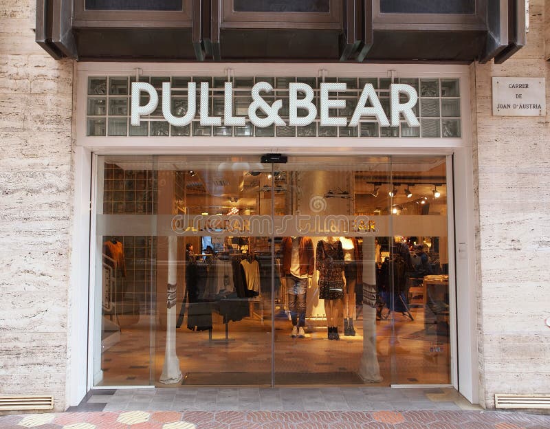 Pull & Bear Retail Clothing Store in Valencia, Spain Editorial Stock ...