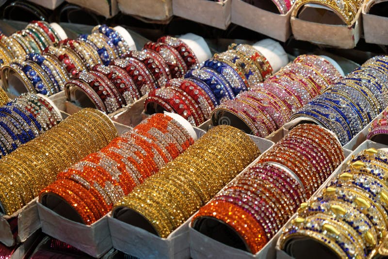 Pulseira indianas tradicionais imagem de stock royalty free Pulseira indianas tradicionais imagem de stock royalty free