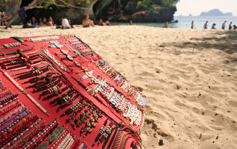 879 Pulseras De La Playa Fotos de stock - Fotos libres de de Dreamstime