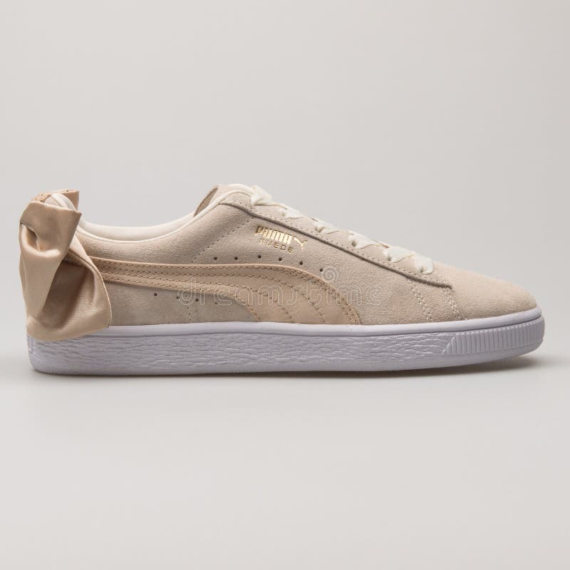 puma suede bow beige