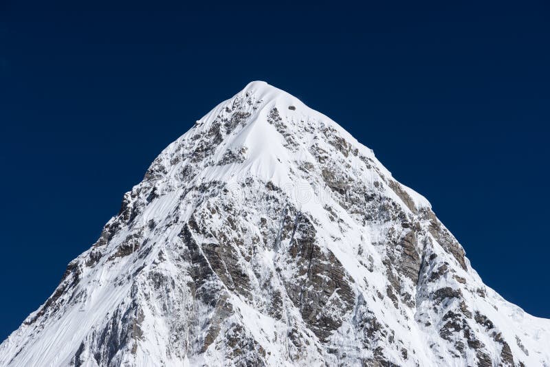 Pumori mountain peak, Himalaya mountain range, Everest region, N royalty free stock photo Pumori mountain peak, Himalaya mountain range, Everest region, N royalty free stock photo