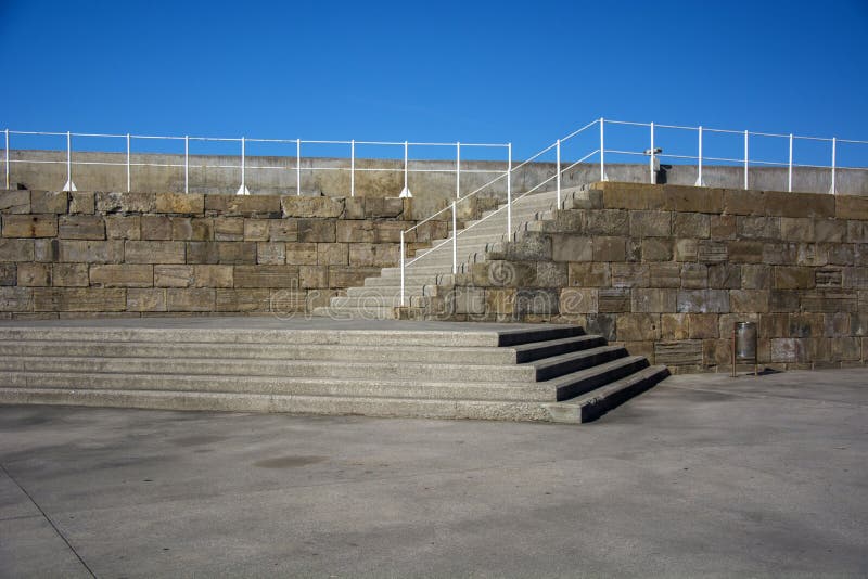 Punti e cielo blu 1 fotografia stock libera da diritti