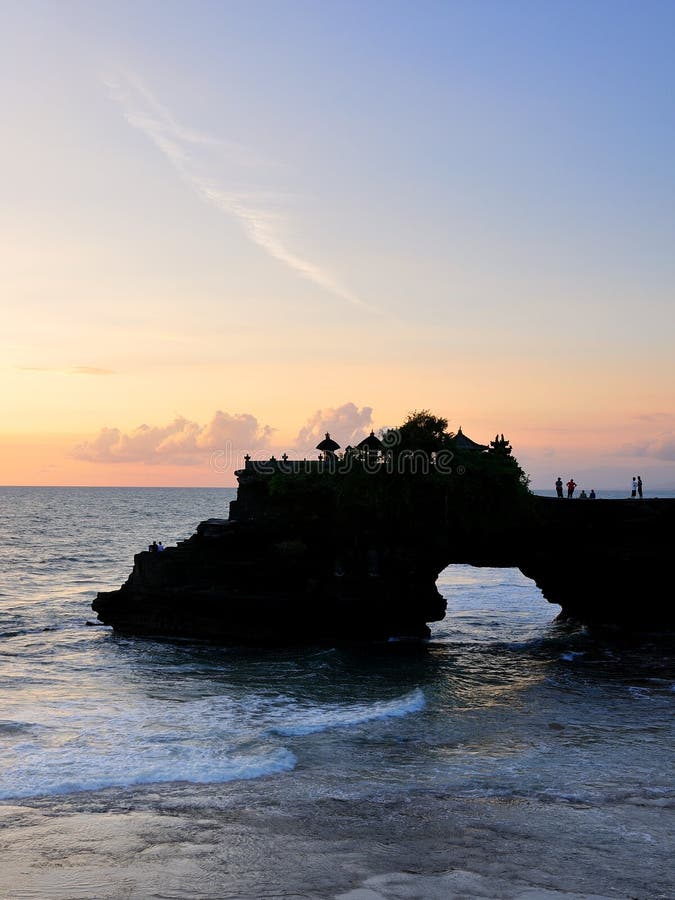 Pura Batu Bolong - Tanah Lot, Bali