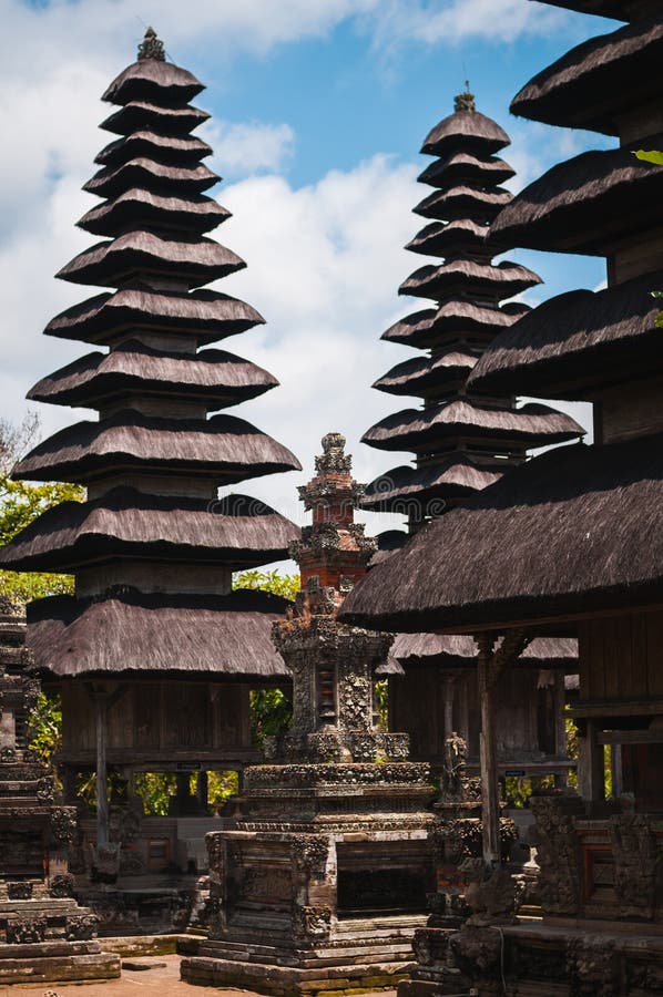 Pura Taman Ayun - hindu temple