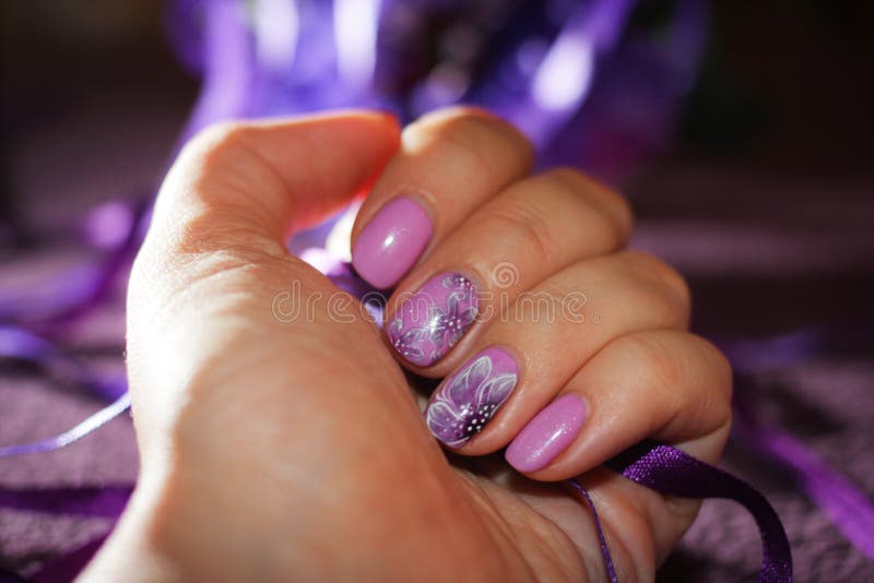 Purple Feather Nail Design - wide 1