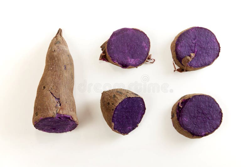 Purpur farbige Süßkartoffeln stockfotos Purpur farbige Süßkartoffeln stockfotos