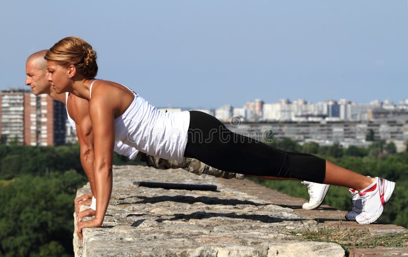 Pushups lizenzfreie stockfotografie