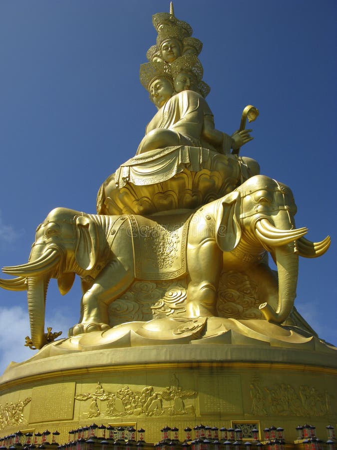 Puxian Buddha Statue