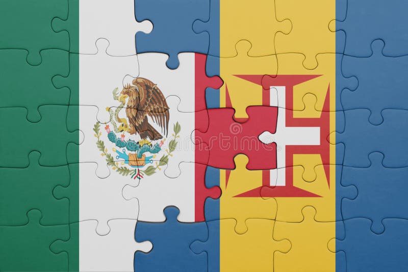 Puzzle with the colourful national flag of madeira and mexico concept immagini stock