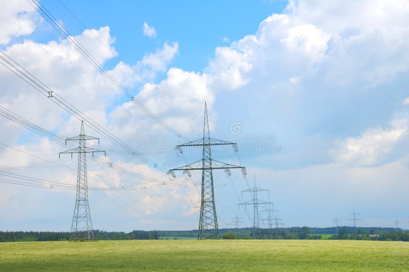 Pylônes de l'électricité photos libres de droits Pylônes de l'électricité photos libres de droits