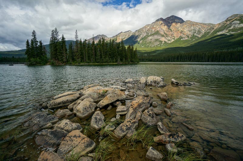 Pyramid Lake & Pyramid Island In Jasper National Park Stock Image