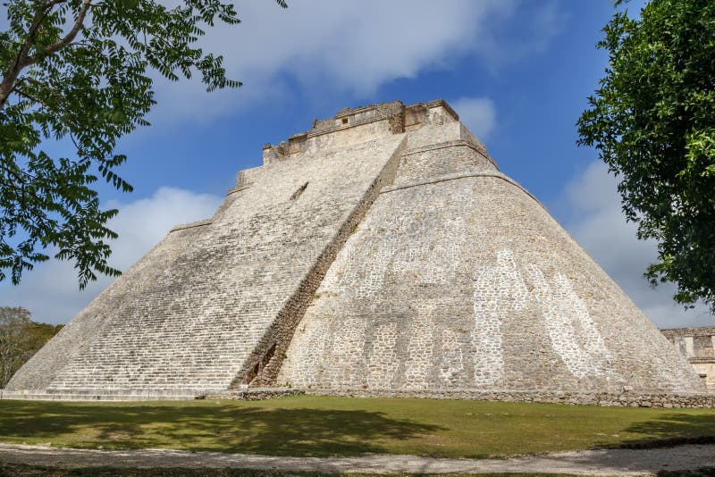 The pyramid of a wizard in the ancient city of Maya Uxmal. royalty free stock photography The pyramid of a wizard in the ancient city of Maya Uxmal. royalty free stock photography