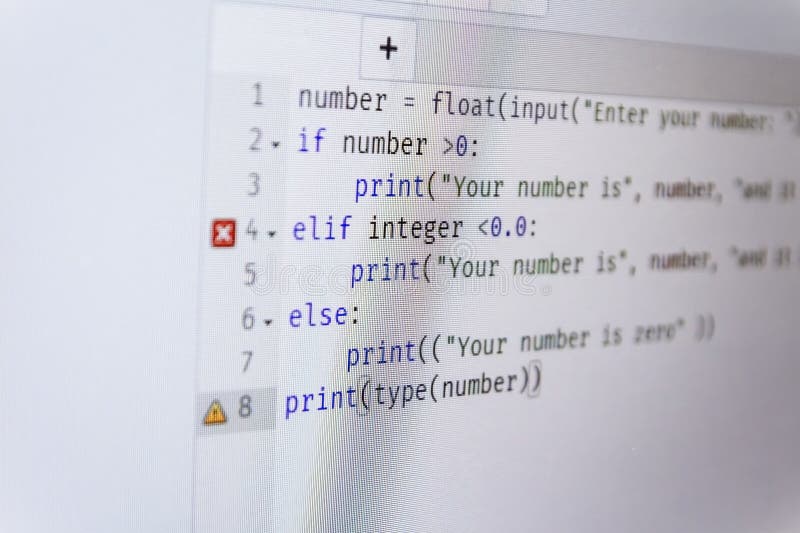Ένα κομμάτι κώδικα Python μέσα σε έναν επεξεργαστή κώδικα. Τεχνολογία πληροφορικής στοκ φωτογραφία