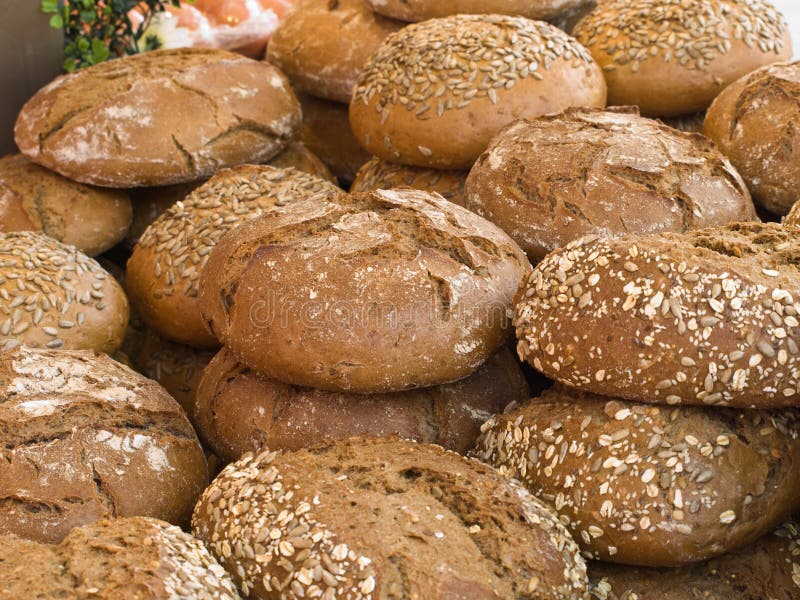 The bread, flower to 'eye of the Ligurian production, consists entirely of natural ingredients with no added fat and improvements (like all our products). The processing of this product requires several hours of proofing, shaping and size before moving to the cooking stage. This makes this type of fragrant bread and digestible even many hours after cooking. The bread, flower to 'eye of the Ligurian production, consists entirely of natural ingredients with no added fat and improvements (like all our products). The processing of this product requires several hours of proofing, shaping and size before moving to the cooking stage. This makes this type of fragrant bread and digestible even many hours after cooking.