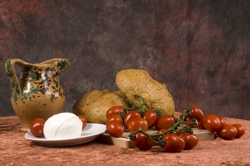Pão, tomates e mussarela imagem de stock royalty free
