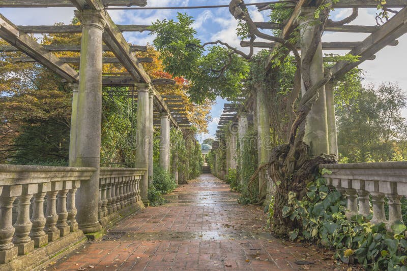 Pérgola fotografía de archivo Pérgola fotografía de archivo