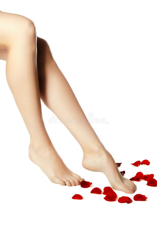 Pés saudáveis do ` s da mulher Pés isolados no branco Pés bonitos da mulher imagens de stock royalty free Pés saudáveis do ` s da mulher Pés isolados no branco Pés bonitos da mulher imagens de stock royalty free