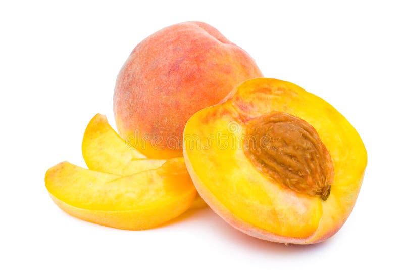 Pêssego com metade e fatias imagens de stock royalty free